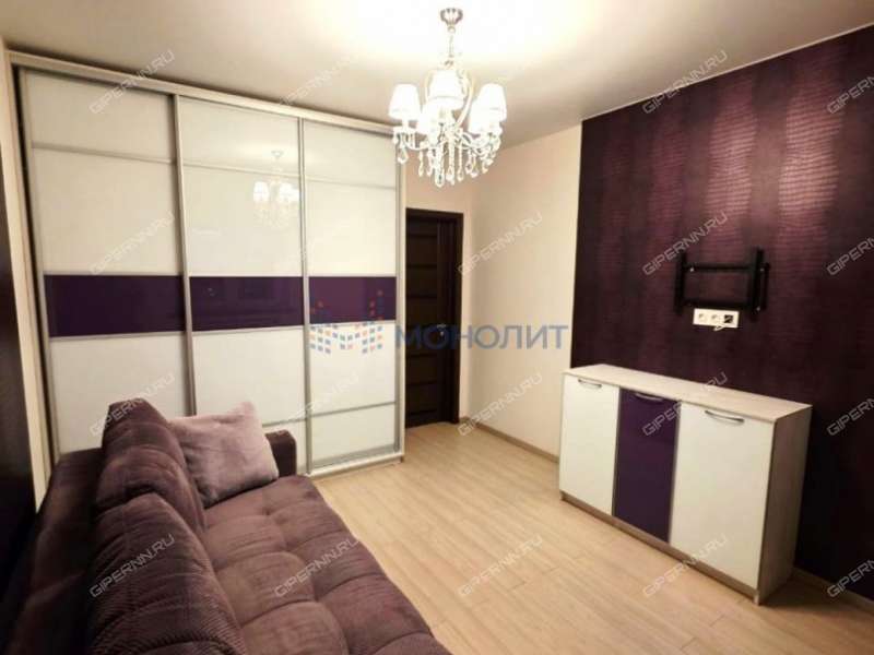 трёхкомнатная квартира на проспекте Октября дом 25