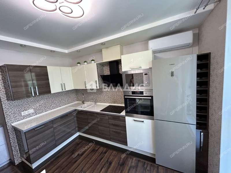 трёхкомнатная квартира на улице Родионова дом 192 к3