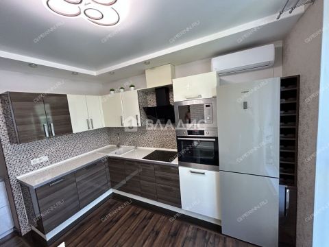 3-komnatnaya-ul-rodionova-d-192-k3 фото