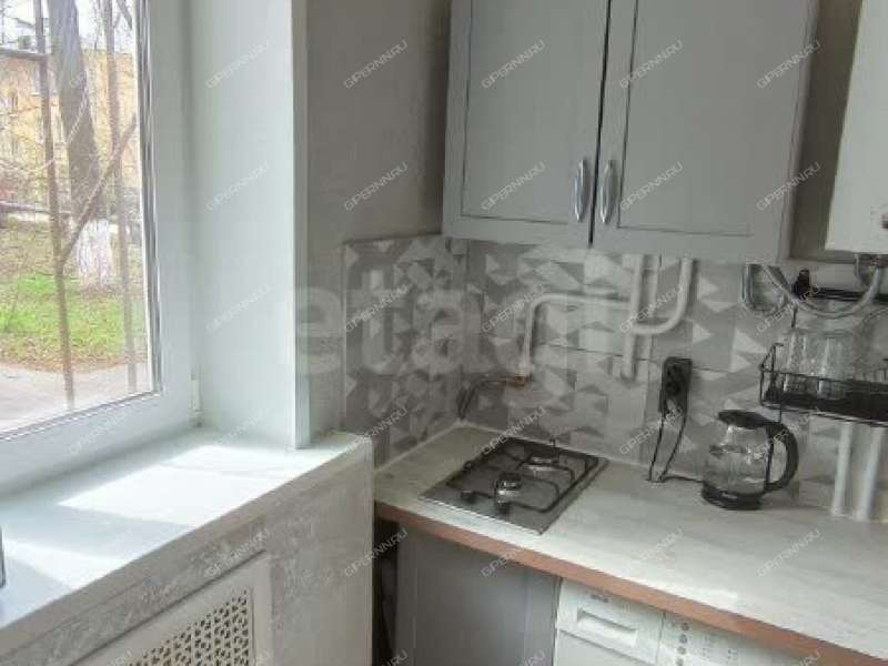 двухкомнатная квартира на улице 40 лет Октября дом 5