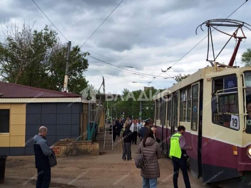 здание под торговую площадь на Гужевой улице