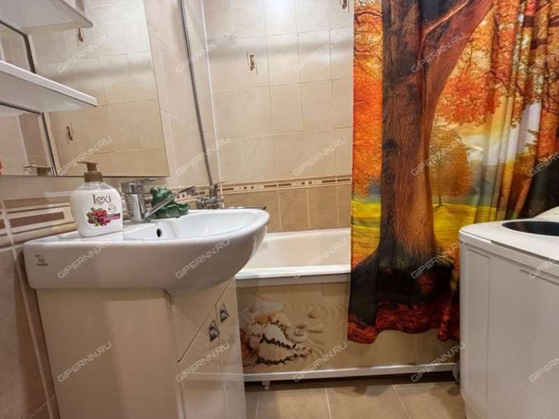 трёхкомнатная квартира на Комсомольской площади дом 2 к3