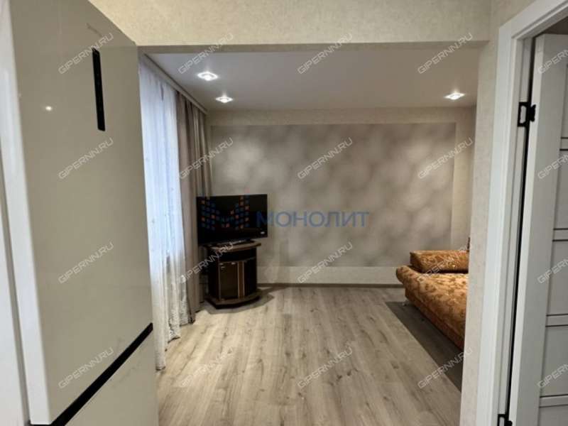 трёхкомнатная квартира на улице Переходникова дом 31