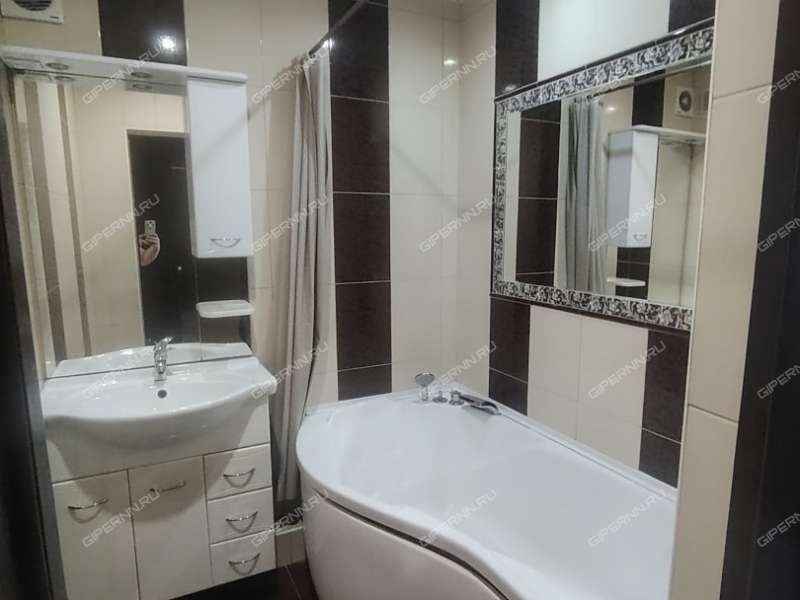 двухкомнатная квартира в Светлогорском переулке дом 2