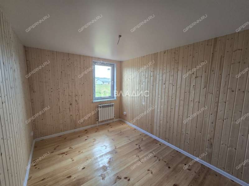 дом на улице Еловая коттеджный посёлок Клевер