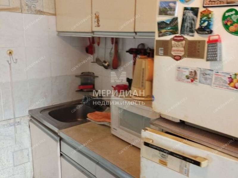 трёхкомнатная квартира на улице Верхнепечёрская дом 7 к2