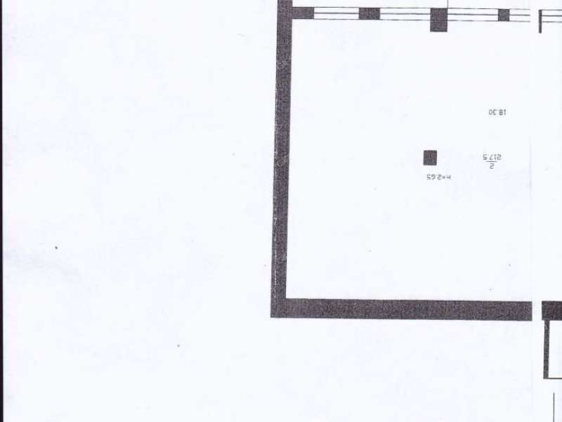 помещение под торговую площадь в 6-м микрорайоне