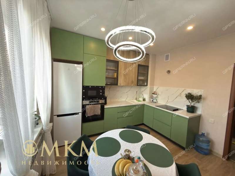 двухкомнатная квартира на улице Родионова дом 45