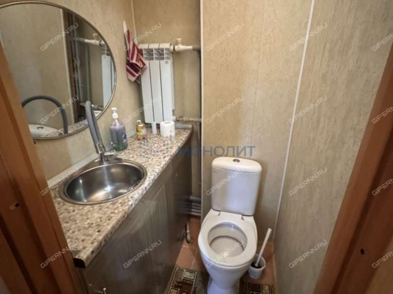 дом на Озёрной улице деревня Крутая