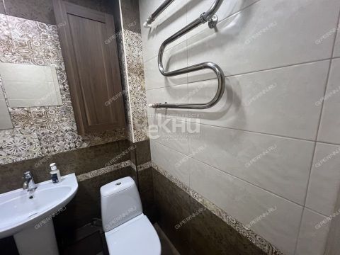 2-komnatnaya-ul-pavla-orlova-d-6 фото