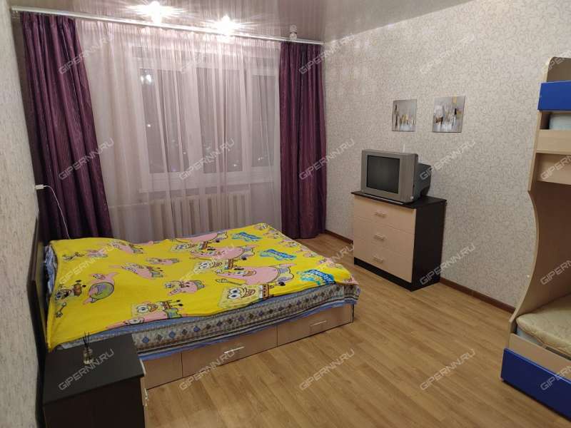 двухкомнатная квартира в 2-м микрорайоне дом 4 город Кстово