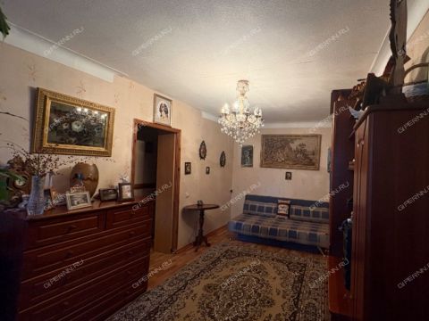 2-komnatnaya-ul-surikova-d-1 фото