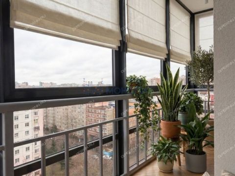 4-komnatnaya-ul-poltavskaya-d-15 фото