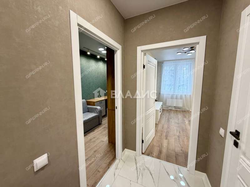 трёхкомнатная квартира на Ошарской улице дом 98 к1