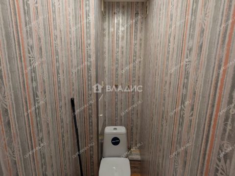 2-komnatnaya-ul-germana-lopatina-d-14 фото