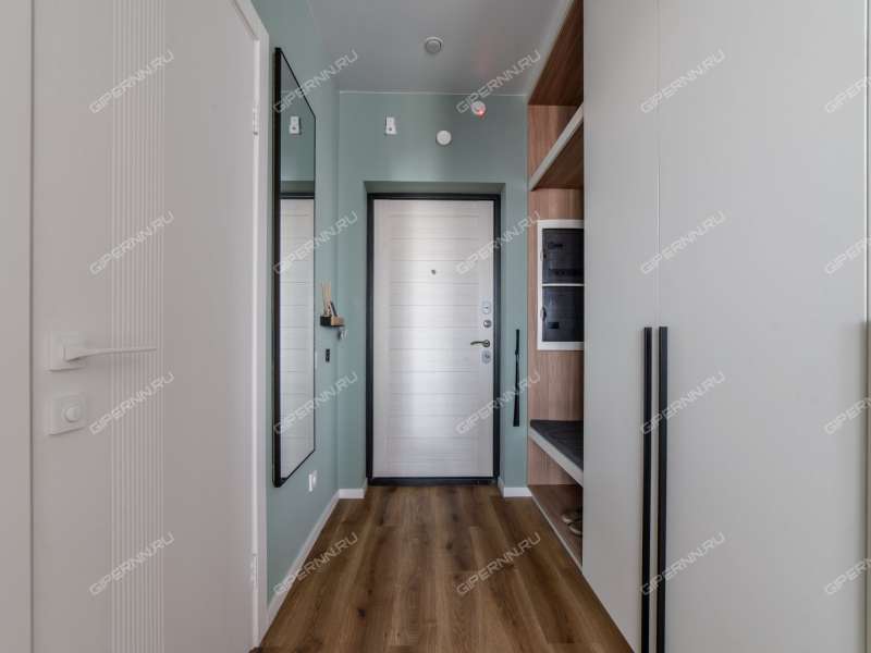 двухкомнатная квартира на улице Александра Хохлова дом 7