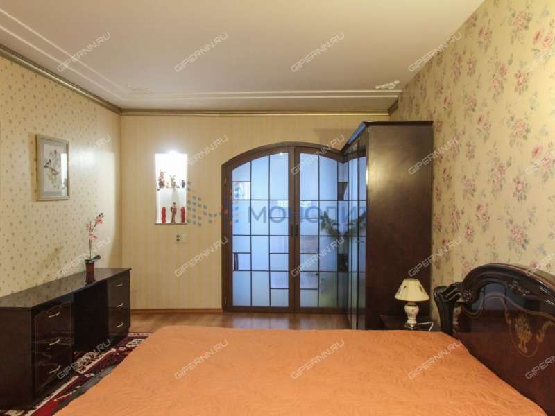 трёхкомнатная квартира на улице Невзоровых дом 85