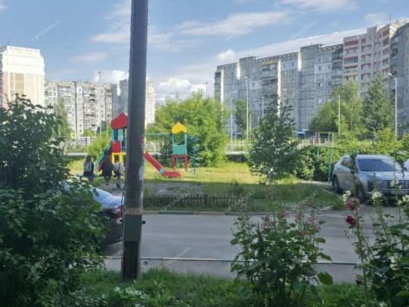 трёхкомнатная квартира на Космической улице дом 57