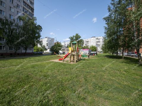 3-komnatnaya-ul-plotnikova-d-4 фото