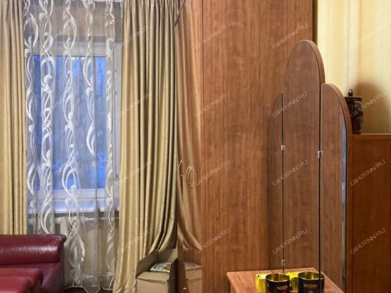 трёхкомнатная квартира на Союзном проспекте дом 18