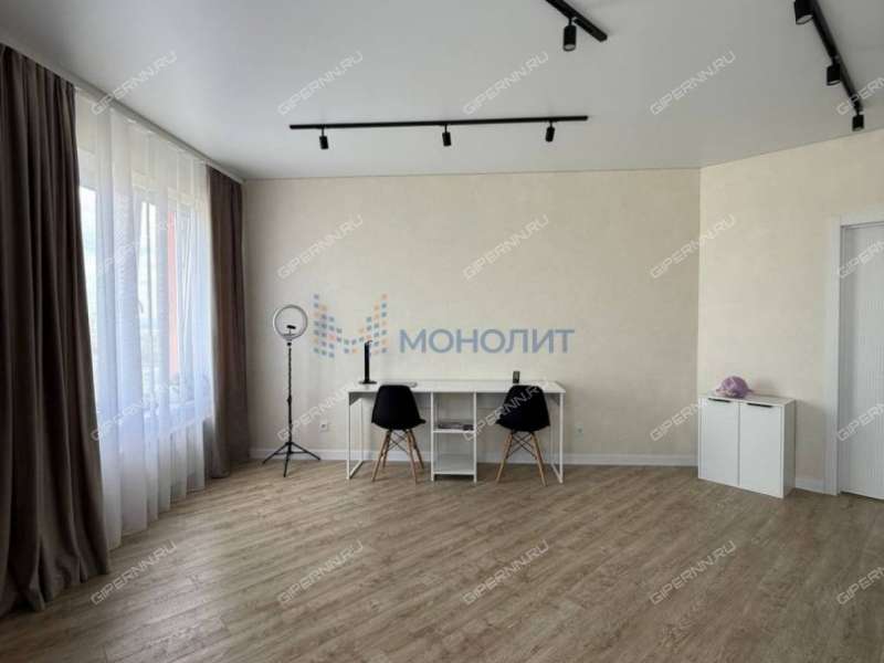 трёхкомнатная квартира на улице Композитора Касьянова дом 11