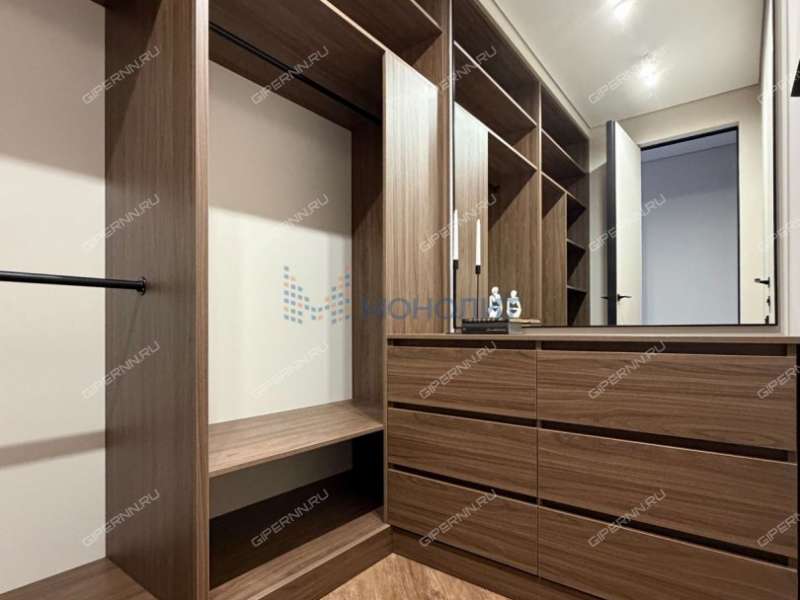 четырёхкомнатная квартира на Лысогорской улице дом 89 к1