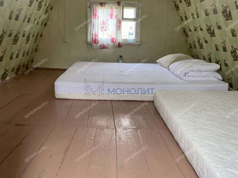 дом на улице Пролетарская посёлок Красная Горка