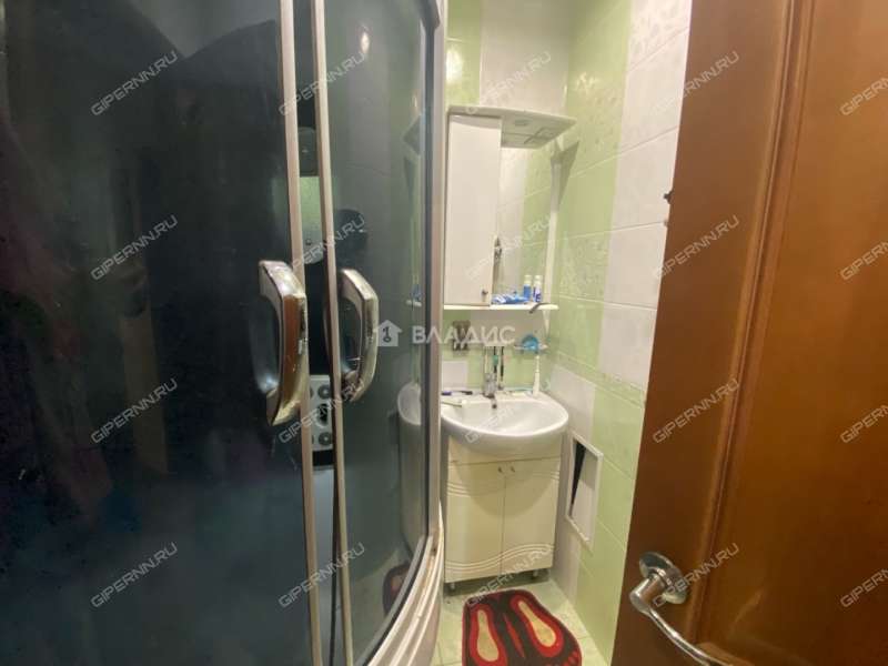 трёхкомнатная квартира на улице Янки Купалы дом 44