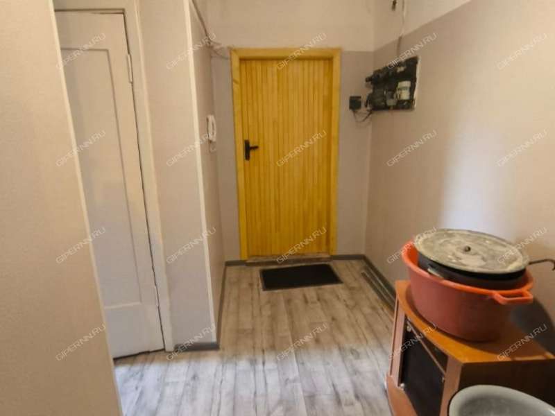 комната в доме 28 на Молодёжном проспекте