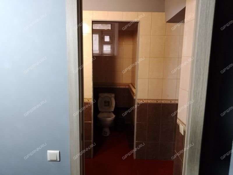 помещение под торговую площадь на Минина ул., д.18