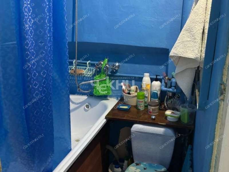 однокомнатная квартира на Волжской улице дом 15