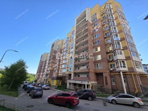 3-komnatnaya-ul-rodionova-d-193-k6 фото