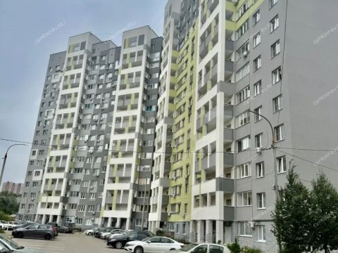 1-komnatnaya-ul-vyatskaya-d-8 фото